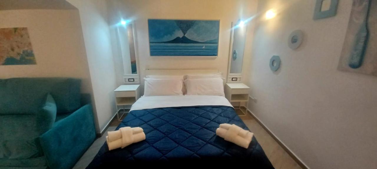 Apartamento Residenza Plebliscito Nápoles Exterior foto