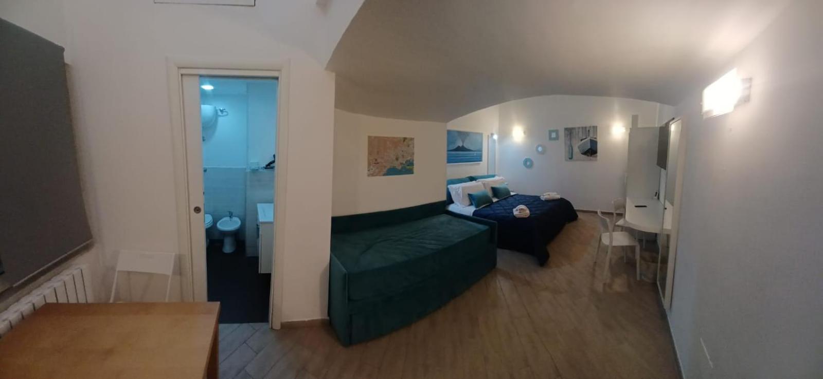 Apartamento Residenza Plebliscito Nápoles Exterior foto