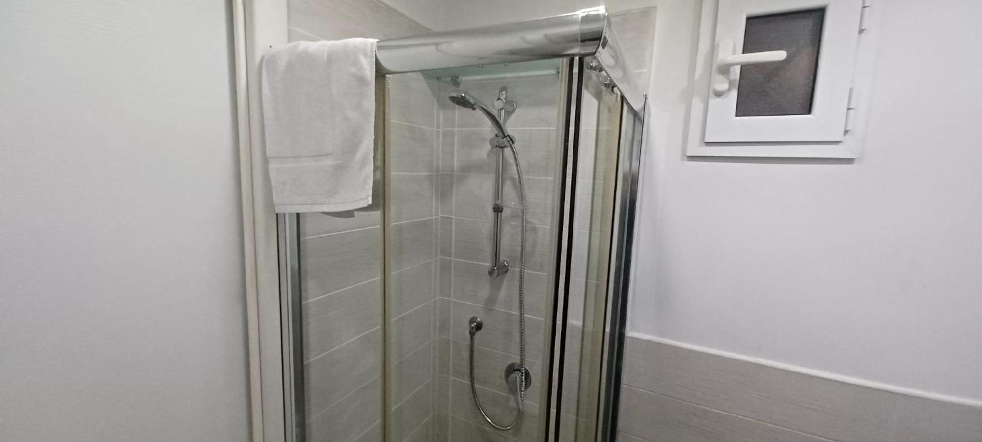 Apartamento Residenza Plebliscito Nápoles Exterior foto